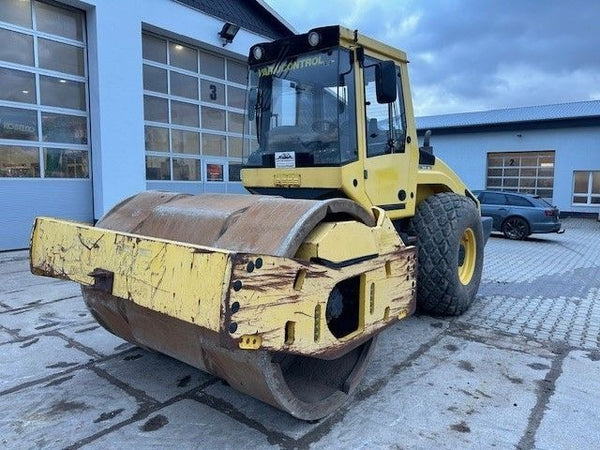 2009, BOMAG BW213Di - 4 POLYGONAL ROLLER COMPACTOR