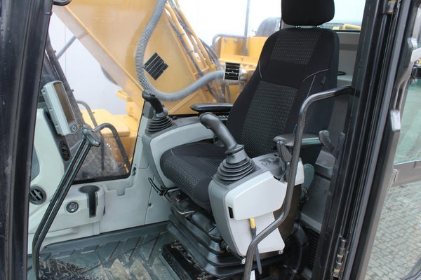 2017, CATERPILLAR 320FL TRACKED EXCAVATOR