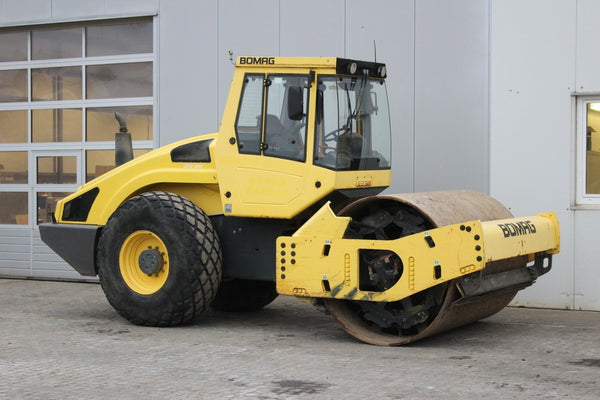 2011, BOMAG BW213 DH-4 ROLLER COMPACTOR