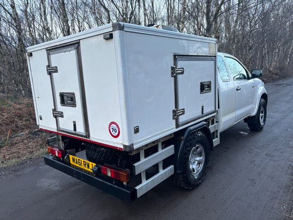 TOYOTA HILUX KING CAB PICKUP REFRIGERATED TRUCK