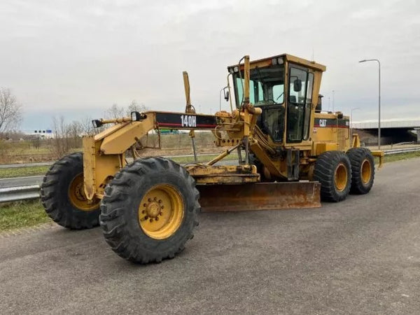 1999, CATERPILLAR 140H MOTOR GRADER