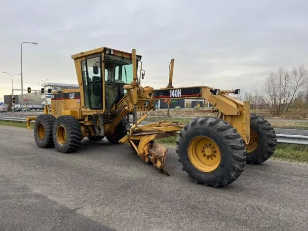 1999, CATERPILLAR 140H MOTOR GRADER