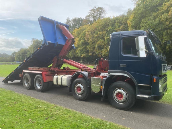 2008, VOLVO FM400, 8×4 HOOKLOADER TRUCK( Sold as chassis and Cab)