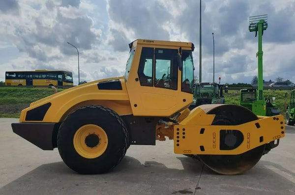 2015, BOMAG BW 211 D-4 SINGLE ROLLER COMPACTOR