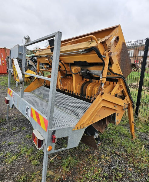 1998, SECMAIR CHIP SPREADER, LAYING WIDTH: 2.5M