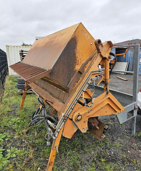 1998, SECMAIR CHIP SPREADER, LAYING WIDTH: 2.5M