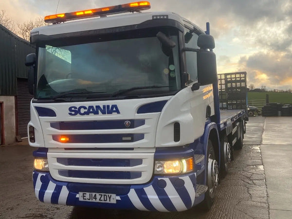 2014, SCANIA P370, 8x2 REARLIFT BEAVERTAIL FLATBED TRUCK