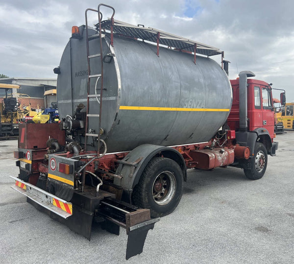 2004, MASSENZA BITUMEN SPRAYER BUILT ON IVECO 4x2 TRUCK