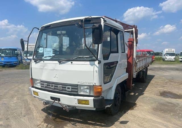 1985, MITSUBISHI FIGHTER 4x2 CRANE TRUCK