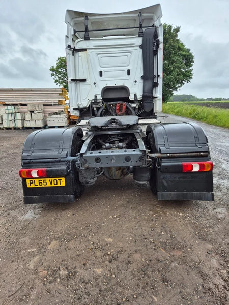 2015, MERCEDES ACTROS 1840 4X2 HIGHLINER TRACTOR UNIT.