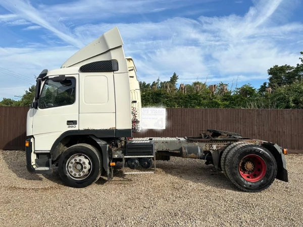 2003, VOLVO FM380 - 4X2 HIGHLINE TRACTOR UNIT